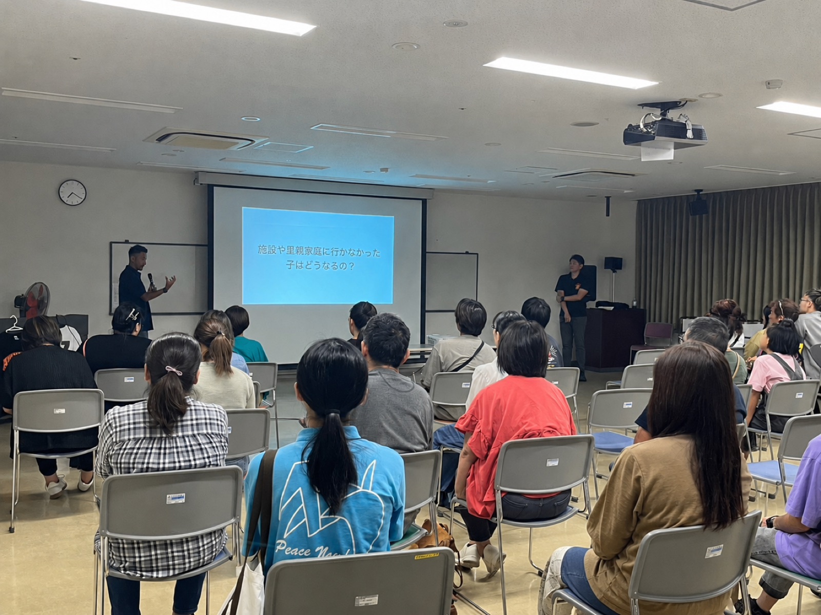 自主開催お話会「沖縄の現状〜児童虐待を減らすために大人ができること〜」当日の様子